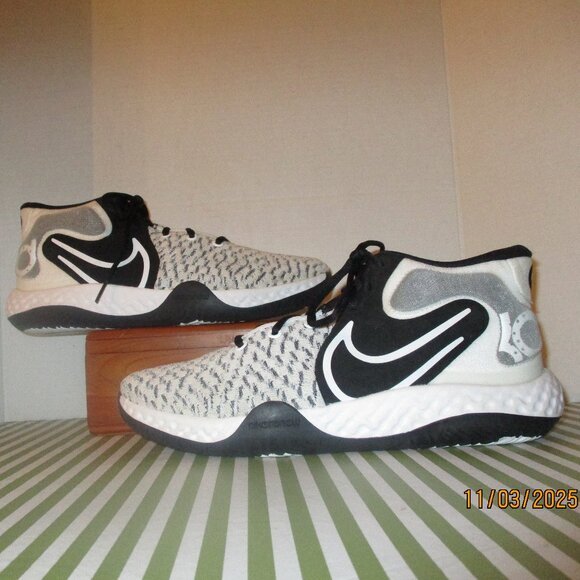 Nike Trey VIII High-top Sneakers - Picture 2 of 15